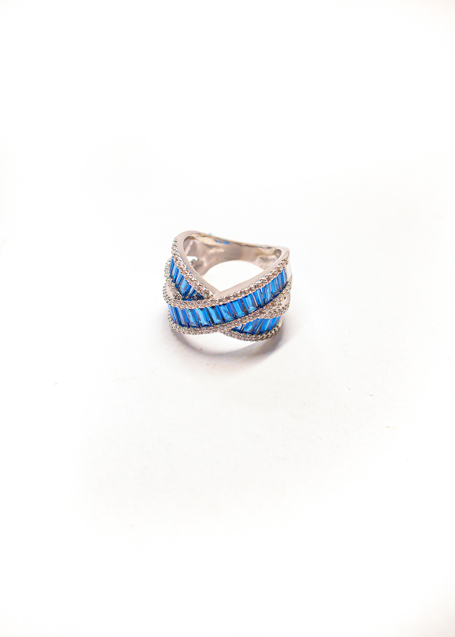 Aveline Cross Ring - Sapphire Stones