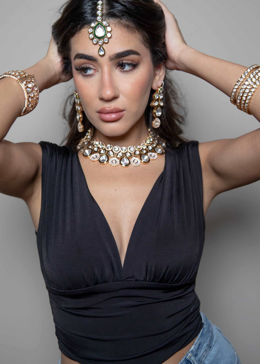 Pokli with kundan and zircon stones Necklace Set with earrings and mangtika - LABELRM