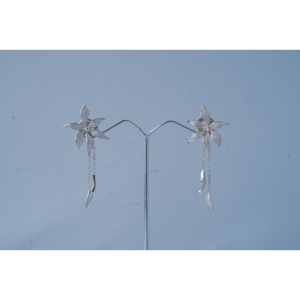 Sterling Silver Mossanite Floral Elegance Earrings