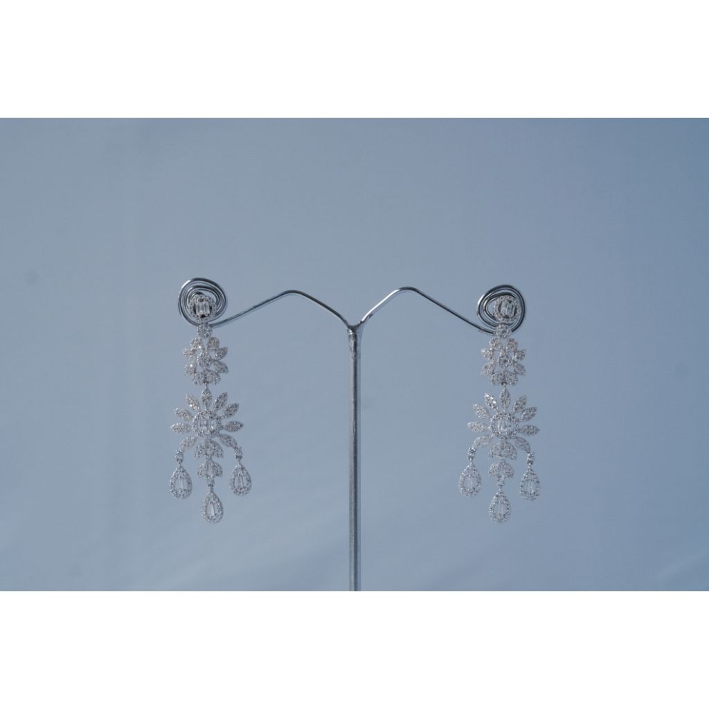 Silver Mossonite 925 Long Flower Earrings