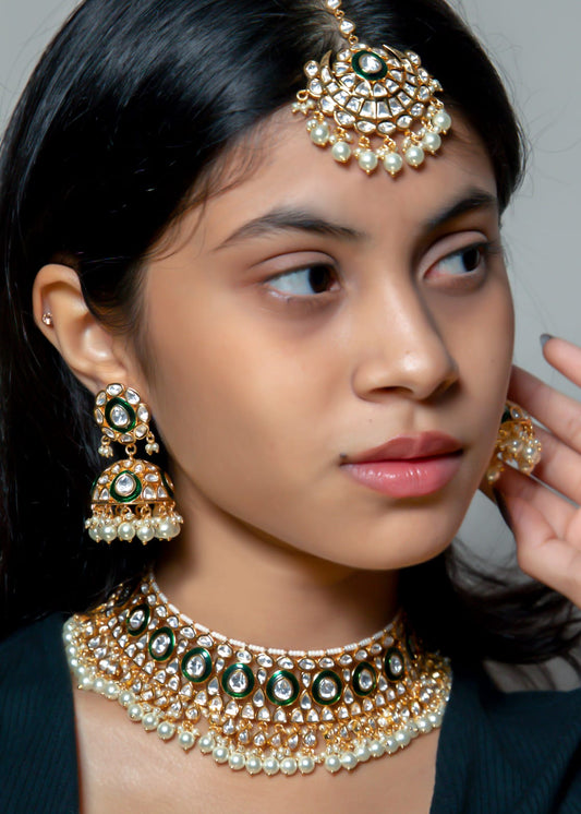 Emerald drop kundan necklace - LABELRM