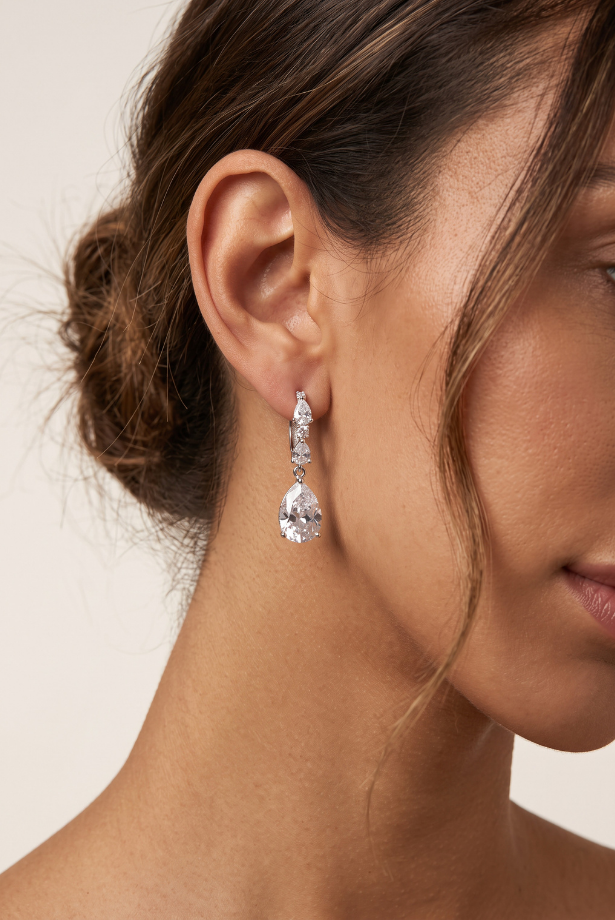 Aurora Moissanite Drop Earrings