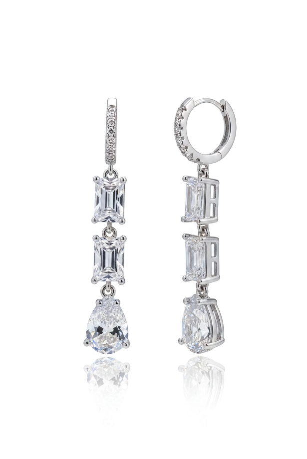 Élan Moissanite Drop Earrings