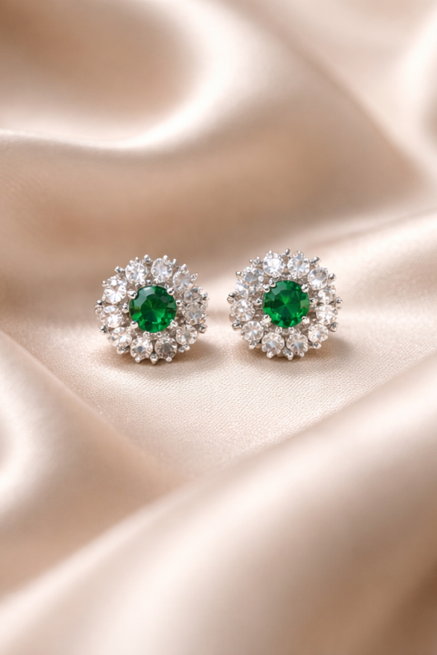 Emerald Radiance Halo Pendant Necklace Set