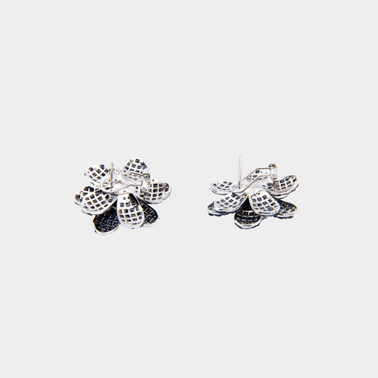 Black Snowbloom Floral Stud Earrings