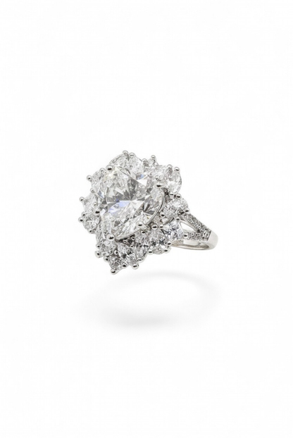 Pear Cluster Halo Ring