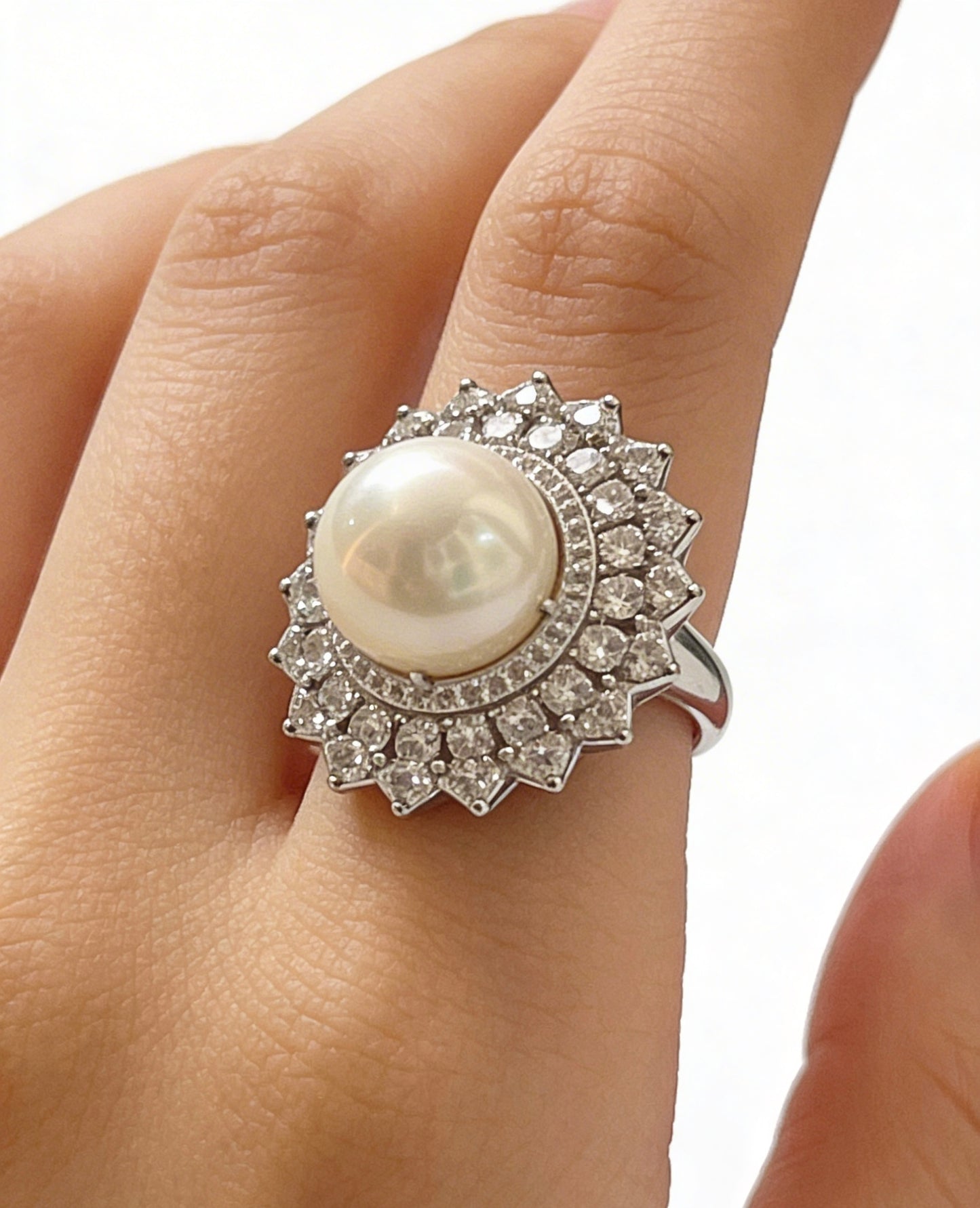 Pearl Halo Elegance Ring