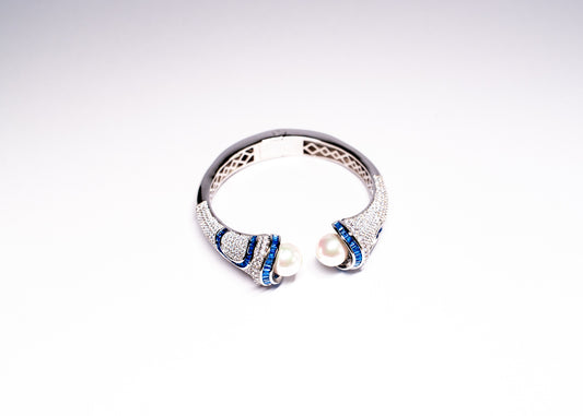 Azure Pearl Sculpt Cuff