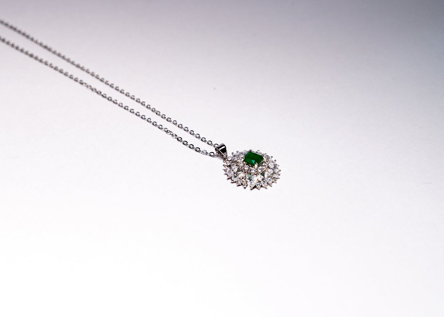 Emerald Radiance Halo Pendant Necklace Set