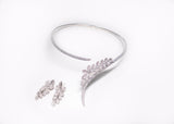 Elan de Plume Necklace