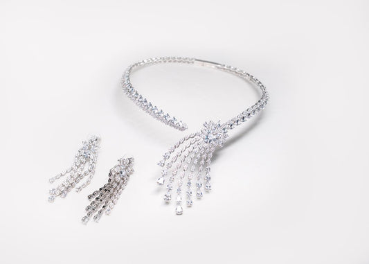 Shimmering Vows Necklace