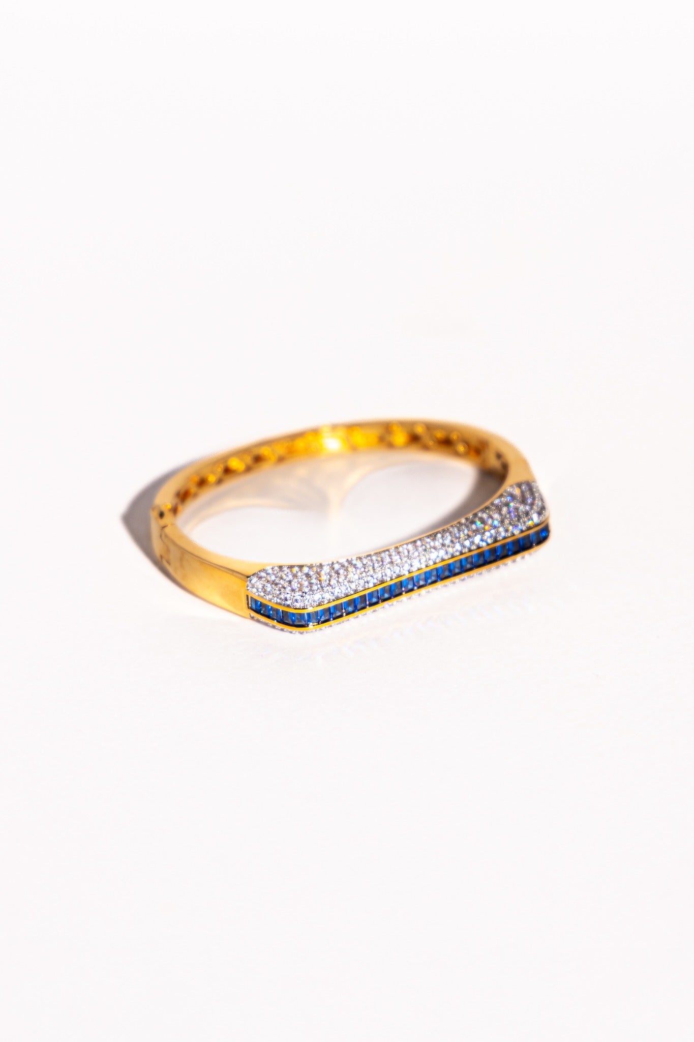 Pavé Bar Bangle – Sapphire Blue (Gold plated)