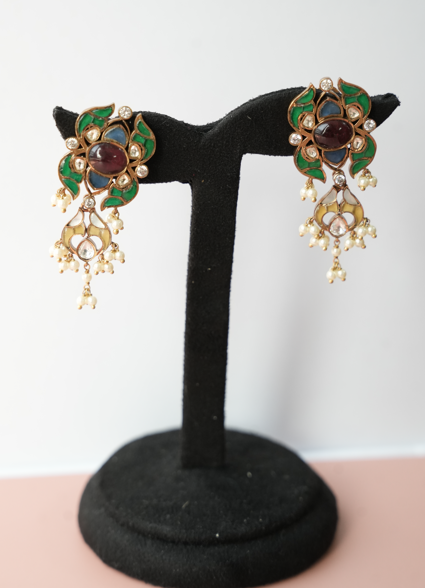 Heritage Polki Kundan Choker with Ruby Center